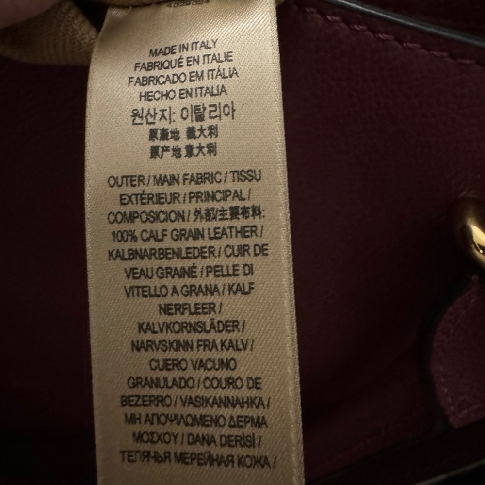 Burberry shoulder bag. - Picture 8 of 8